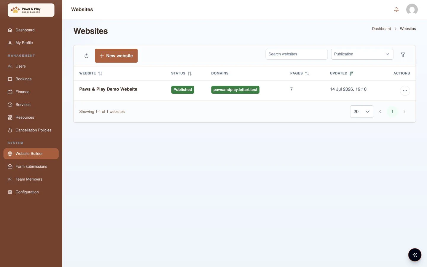 Paws & Play portal showing a published website, its domain, and page count